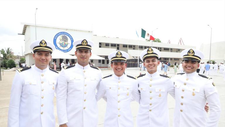 Juan Pablo Zamudio, José Alejandro López, Roberto Vázquez, Roberto Marroquín y Eduardo Hernández.