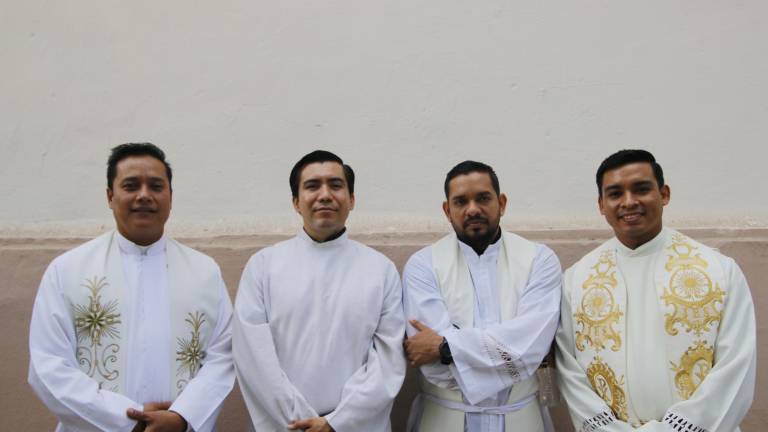 Celebra la iglesia su Misa Crismal