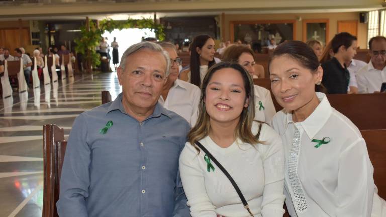 Celebran los agricultores su día y piden a Dios por buenas cosechas