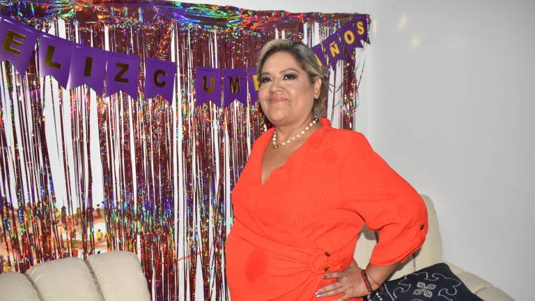 Eva Guadalupe Cristerna celebra su cumpleaños junto a sus amistades