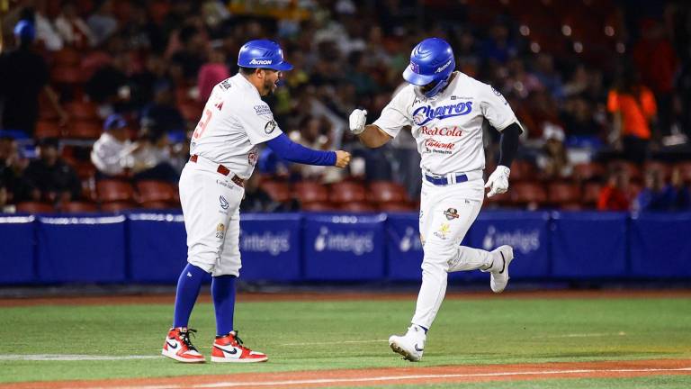 Charros derrota a Sultanes por 3-2.