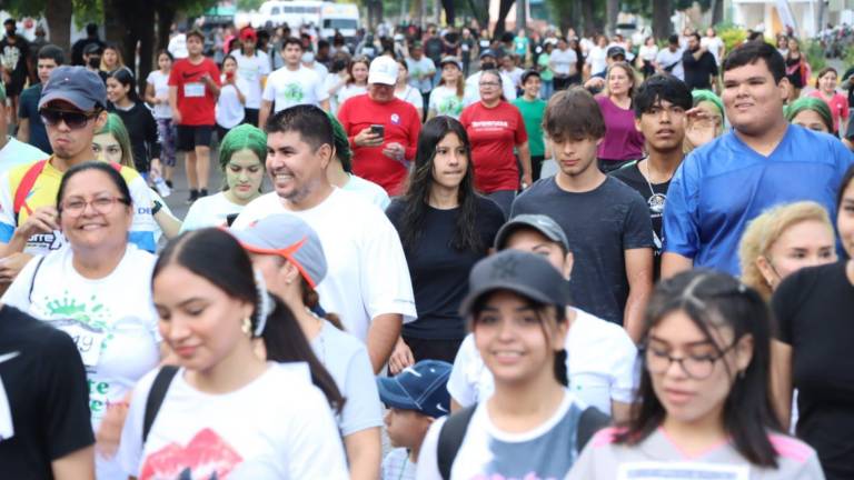 Se pintan de verde en la séptima edición de la carrera de Cobaes