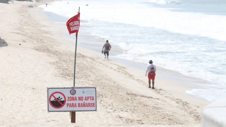 A diario, salvavidas realizan hasta cinco rescates de personas que ingresan al mar y presentan dificultades para salir, de acuerdo a la SSPM.