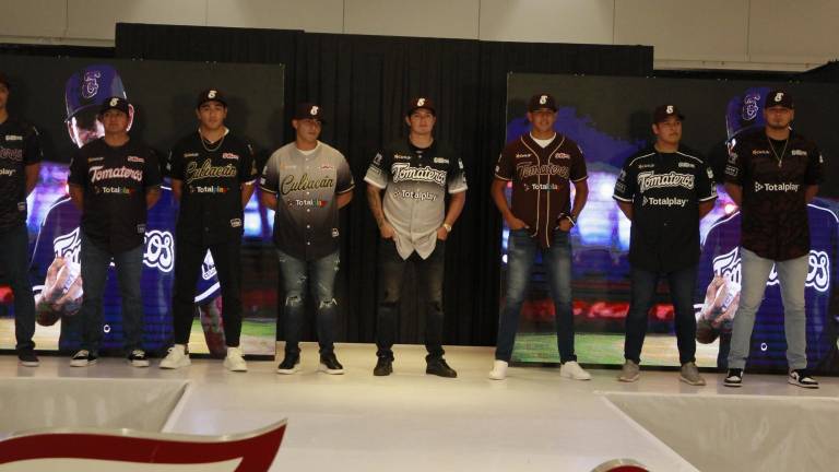 Tomateros de Culiacán presenta sus uniformes