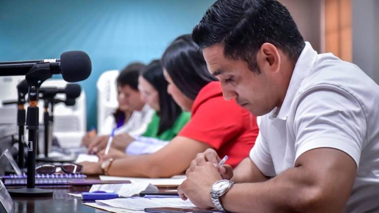 La Comisión de Juventud y Deporte presentó el dictamen para integrar el nuevo Cabildo Juvenil de Mazatlán.