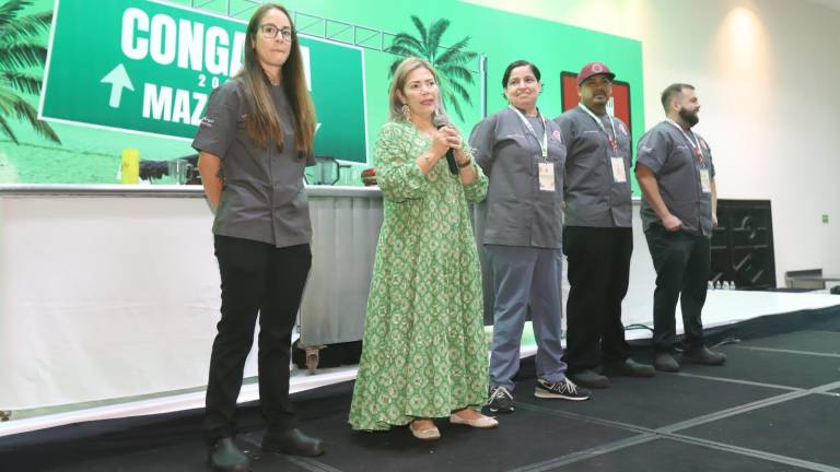 Inauguración en Mazatlán del Congreso Gastronómico Madeleine, donde participan chefs de la docuserie “A qué sabe Sinaloa”.