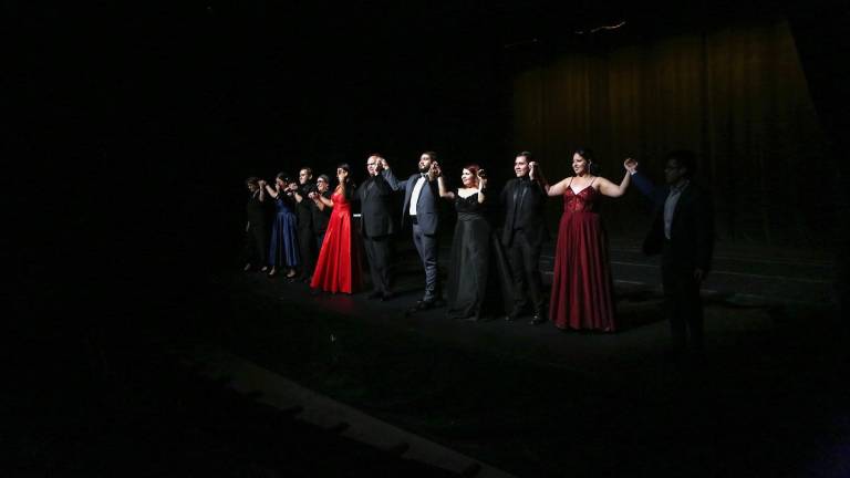 Miembros del TAOS ofrecen el programa Los mejores extractos de Ópera, con arias y duetos de grandes óperas.