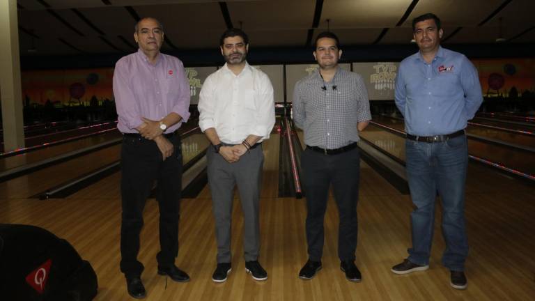 Organizadores comparten los detalles del torneo.