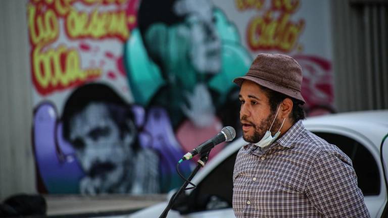 El libro Poesía a los cuatro vientos se presenta este viernes por su autor Gustavo Adolfo Ochoa.