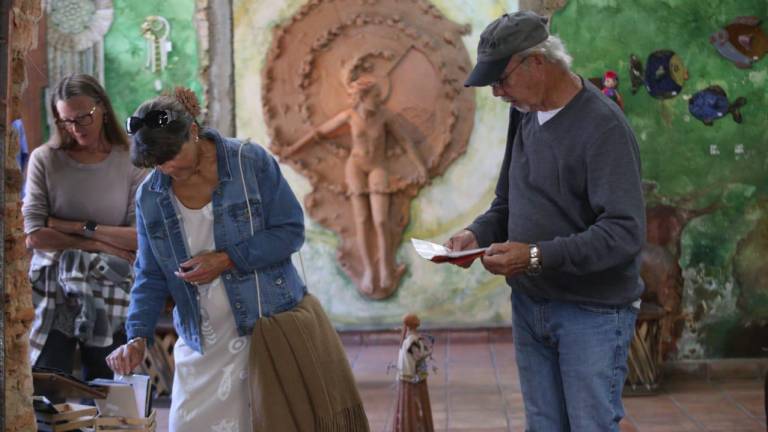 Alrededor de 50 artistas estarán dispuestos a conversar con sus visitantes sobre los principios creativos que rigen sus obras.