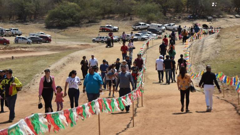 Hasta la mañana de este domingo, se reportaba la asistencia de más de 50 mil personas este fin de semana al Festival del Globo Culiacán 2023.