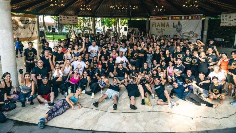 Más de 100 personas acuden al entrenamiento masivo organizado por Ludus Magnus y FIAMA.