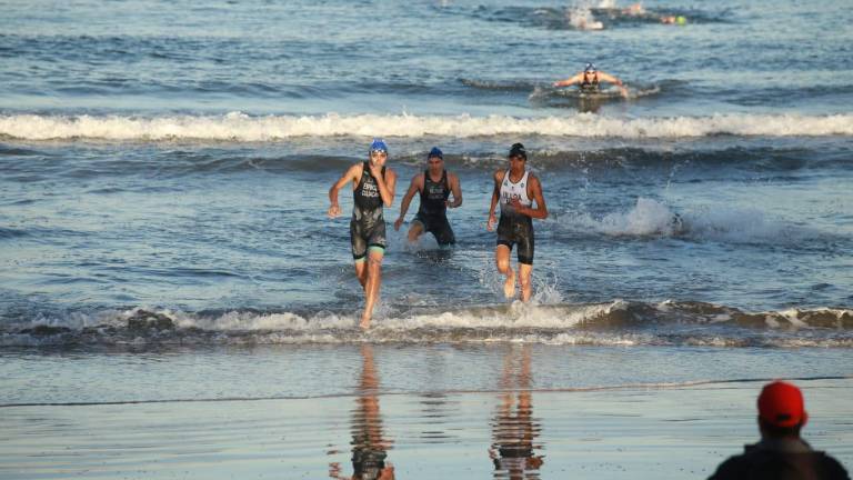 Mazatlán y Ahome, los reyes del triatlón estatal