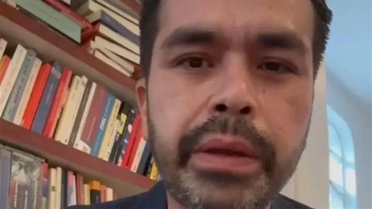 Jorge Álvarez Máynez acusa al PRI de que lo quiere mandar a prisión.