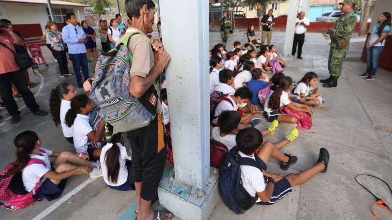 La campaña comenzó en Escuela Primaria “Ignacio Manuel Altamirano”, de la Colonia La Sirena.