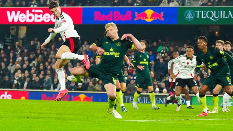 El Fulham logró un dramático triunfo ante el Brentford.