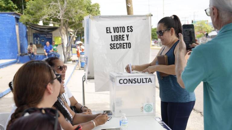 Consulta del Congreso del Estado a la comunidad universitaria sobre la reforma a la Ley Orgánica de la UAS.