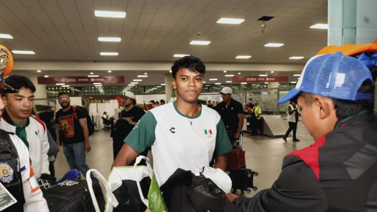 Prisca Awiti llega a México orgullosa de su logro.