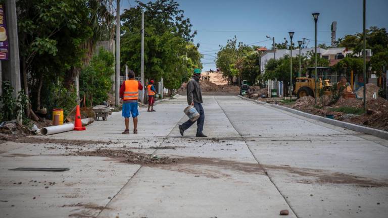 La vialidad atraviesa desde la avenida Las Torres, casi por la salida a La Costerita.