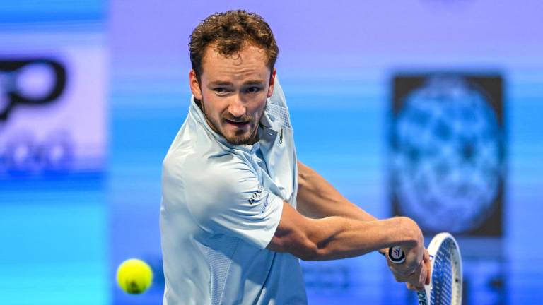 Daniil Medvedev debutó con un triunfo en Doha para avanzar de ronda.