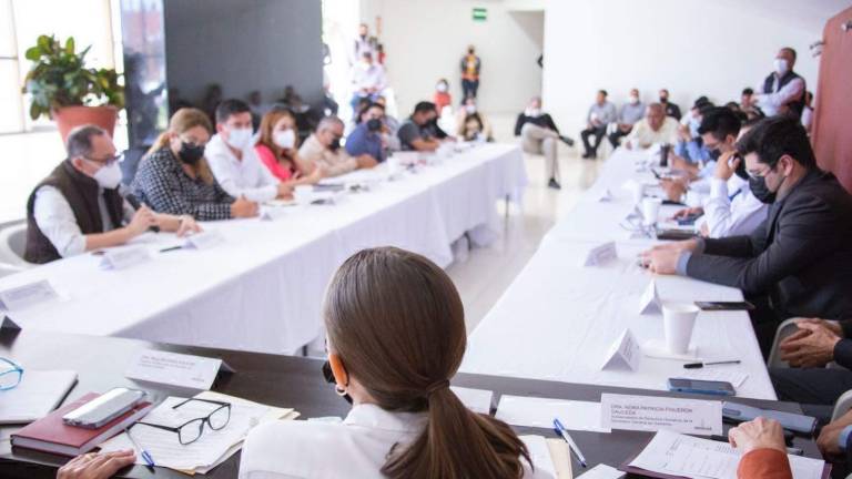 Segunda mesa de trabajo intersecretarial donde se presentaron avances de apoyos a todos los grupos de desplazados de todo Sinaloa.