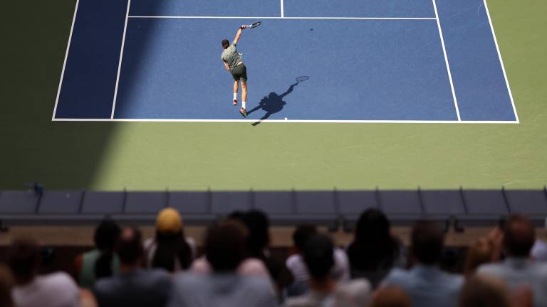 Ante la caída de gigantes, Sinner asume los galones en el US Open