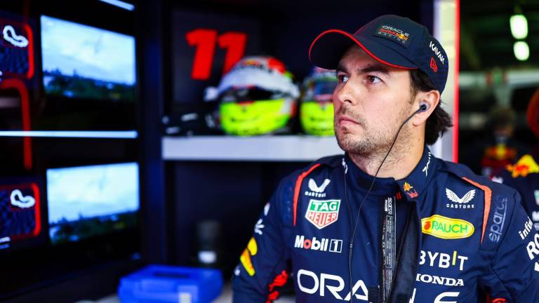 Sergio “Checo” Pérez logró remontar muchas posiciones en Australia para llegar a la meta en la quinta posición.