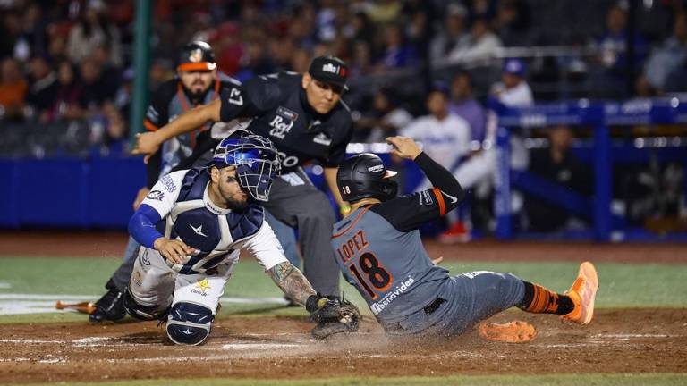 Irving López aprovechó un elevado de Francisco Lugo para timbrar carrera para Naranjeros.