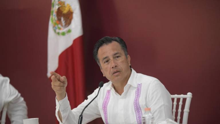 El Gobernador de Veracruz dijo que no es mandato del Comisionado participar u observar los procesos penales y las audiencias de casos individuales.