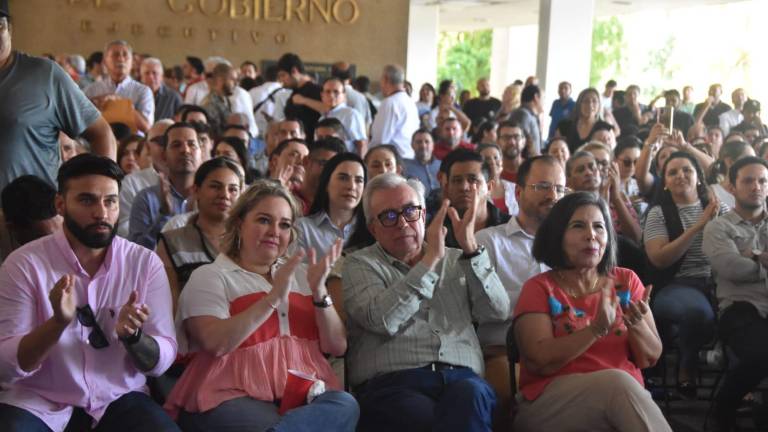 El Gobernador de Sinaloa Rubén Rocha Moya siguió la pelea del sinaloense Marco Verde en las Olimpiadas de París 2024.