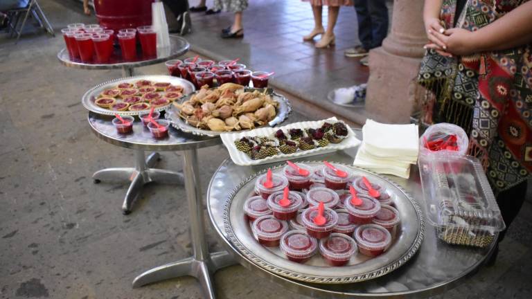 Degustan en el Masin el rico sabor de la Pitaya