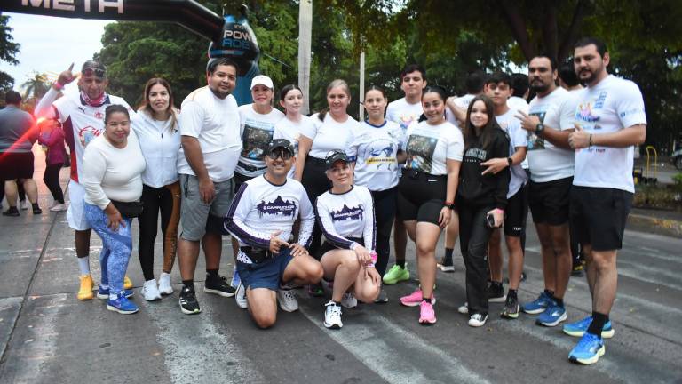 Chicos y grandes participan en La Carrera de la Salud 2024.