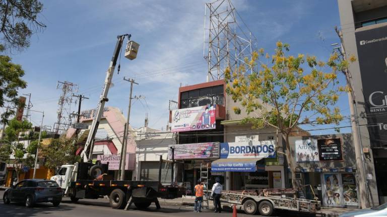 Supervisan en Culiacán anuncios espectaculares para evitar accidentes en temporada de lluvias