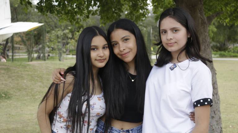 Georgina Alexa Villegas, Mía Valeria Cázarez y Monserrat Estrada.