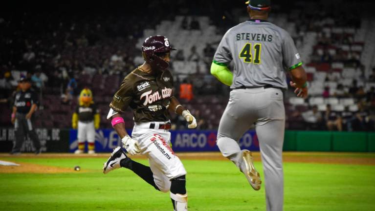 A pesar del poder de Cristian Santana, Tomateros sufrió su segundo revés en la campaña.