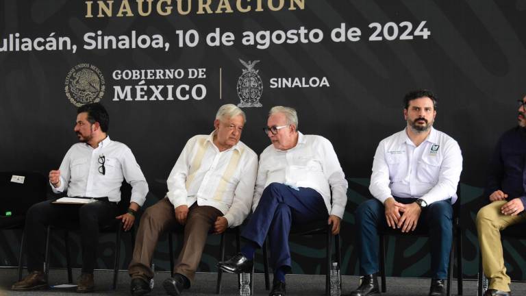 AMLO y Rocha Moya estuvieron juntos en la inauguración del Hospital IMSS-Bienestar en Culiacán.