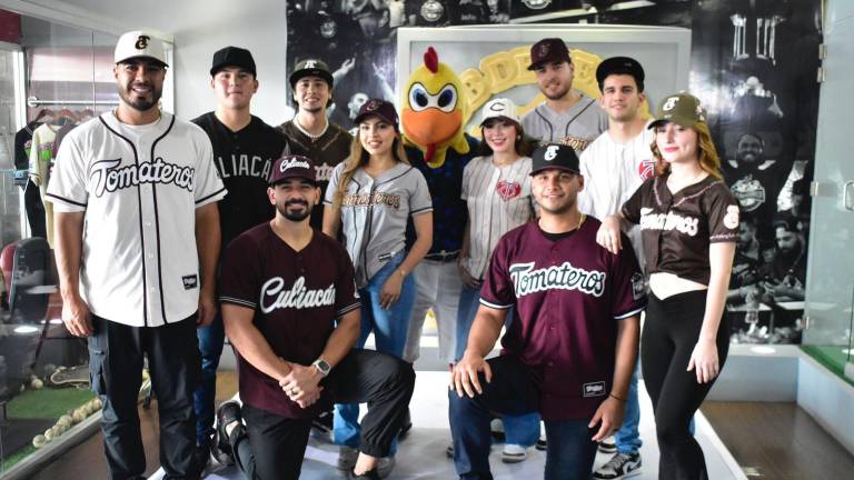 Presentan la nueva piel que vestirá a Tomateros de Culiacán