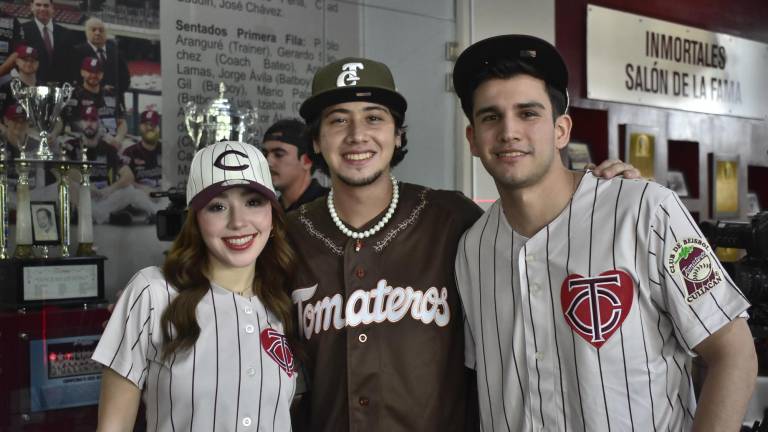 Conoce la nación guinda la nueva piel de Los Tomateros de Culiacán