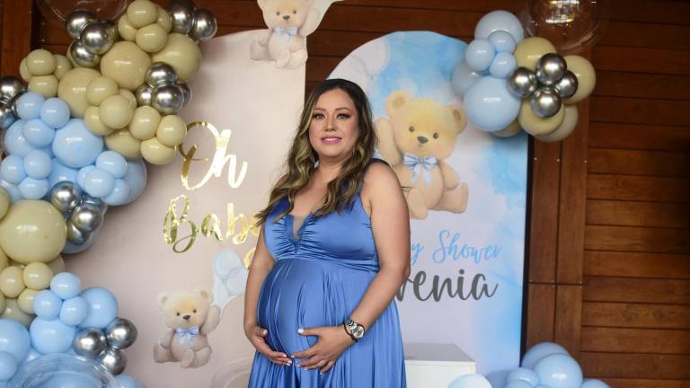 Lorenia Aguilera Gutiérrez espera la llegada de su primer hijo.