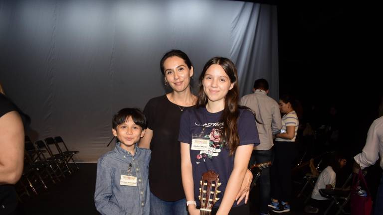 Con un recital, culminan alumnos de guitarra impartido por la SAS