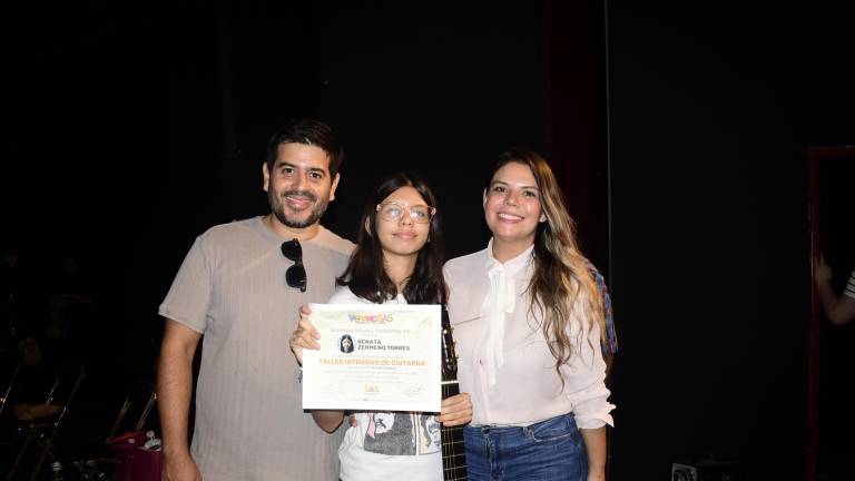 Con un recital, culminan alumnos de guitarra impartido por la SAS