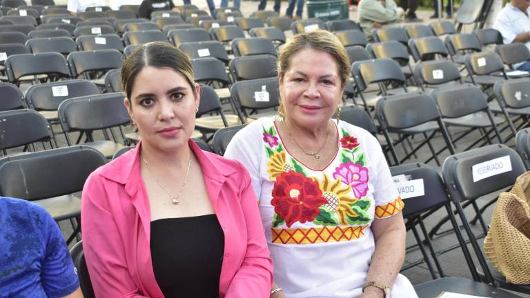 Cantan con Regina Orozco en el Festival Cultural Sinaloa 2024