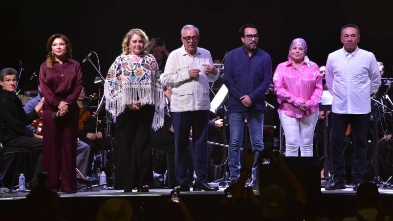 Cantan con Regina Orozco en el Festival Cultural Sinaloa 2024