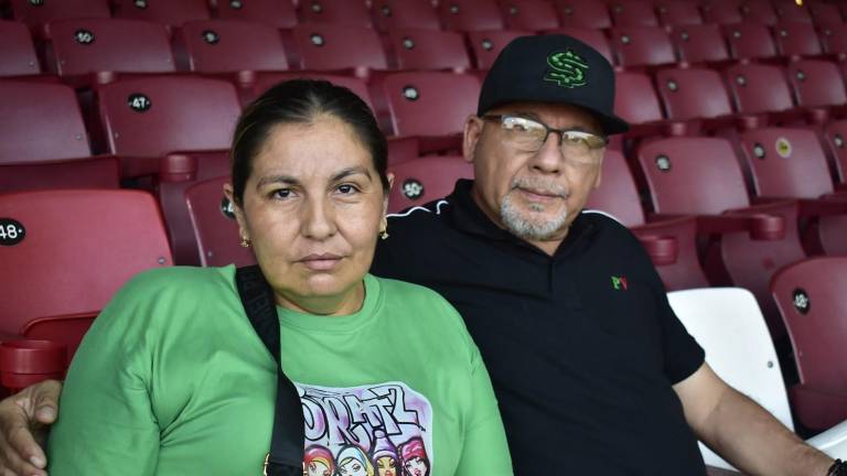 Duro encuentro disfrutan entre Tomateros de Culiacán y Cañeros de Los Mochis