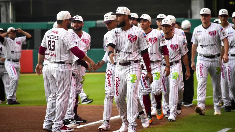 Regresa la ‘Nación Guinda’ al Estadio de Los Tomateros