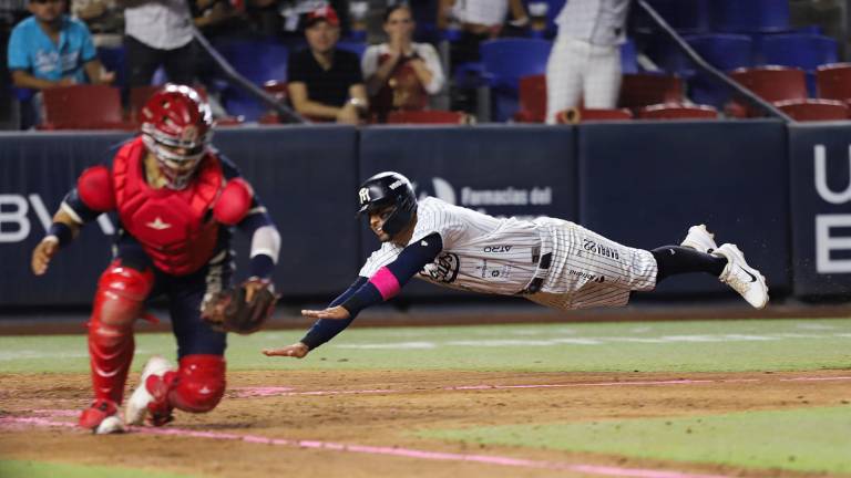 Sultanes se impone y empata serie ante Águilas en Monterrey