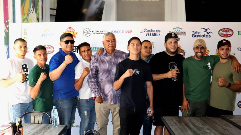 Los protagonistas de la función se declaran listos.