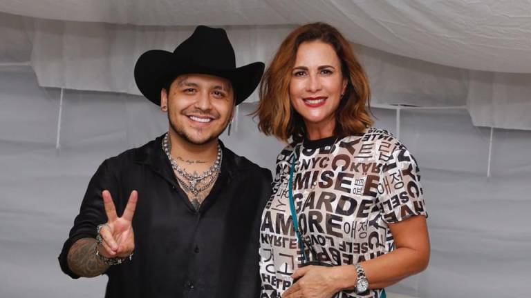 Disfrutan del primer concierto de Christian Nodal en Mazatlán