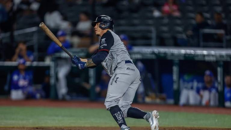 César Mendoza vendrá a reforzar la receptoría y aportará su ofensiva a Tomateros de Culiacán.