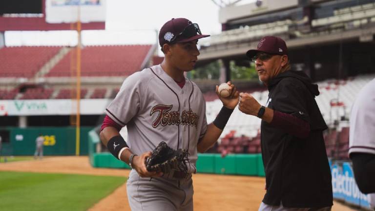 Luce el talento joven de Tomateros en primer juego de preparación